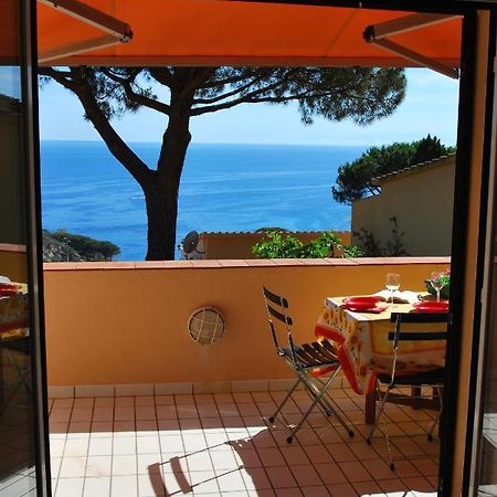 Grotta Azzurra Apartment - Cavoli - Terrazza Vista Mare, Clima E Parcheggio San Piero in Campo  Extérieur photo