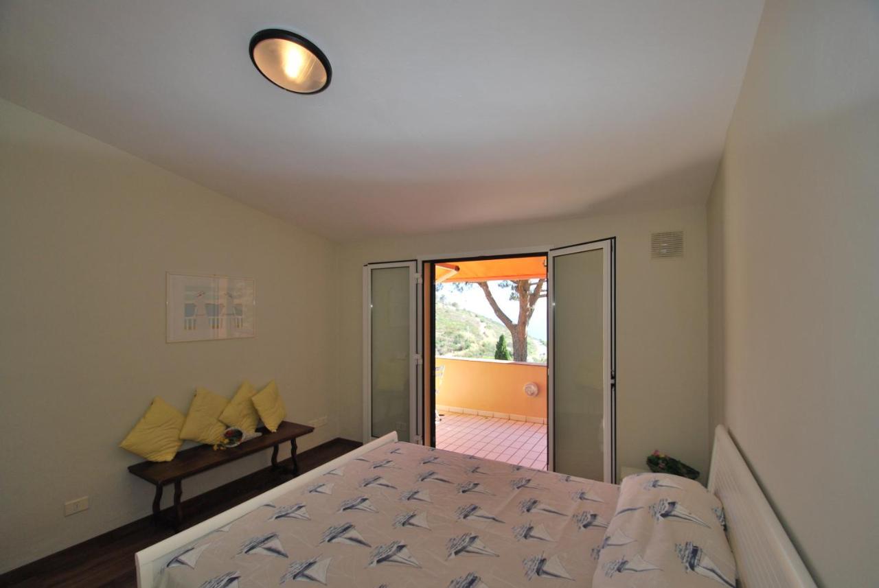 Grotta Azzurra Apartment - Cavoli - Terrazza Vista Mare, Clima E Parcheggio San Piero in Campo  Extérieur photo