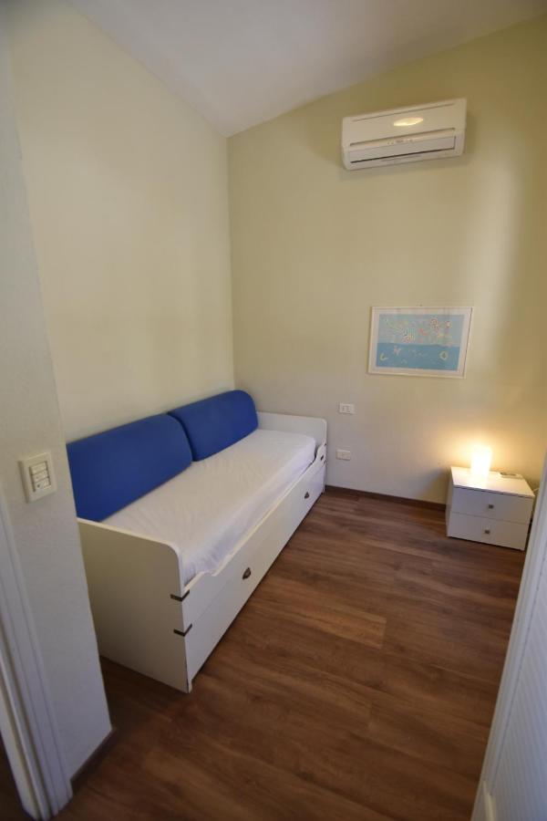 Grotta Azzurra Apartment - Cavoli - Terrazza Vista Mare, Clima E Parcheggio San Piero in Campo  Extérieur photo