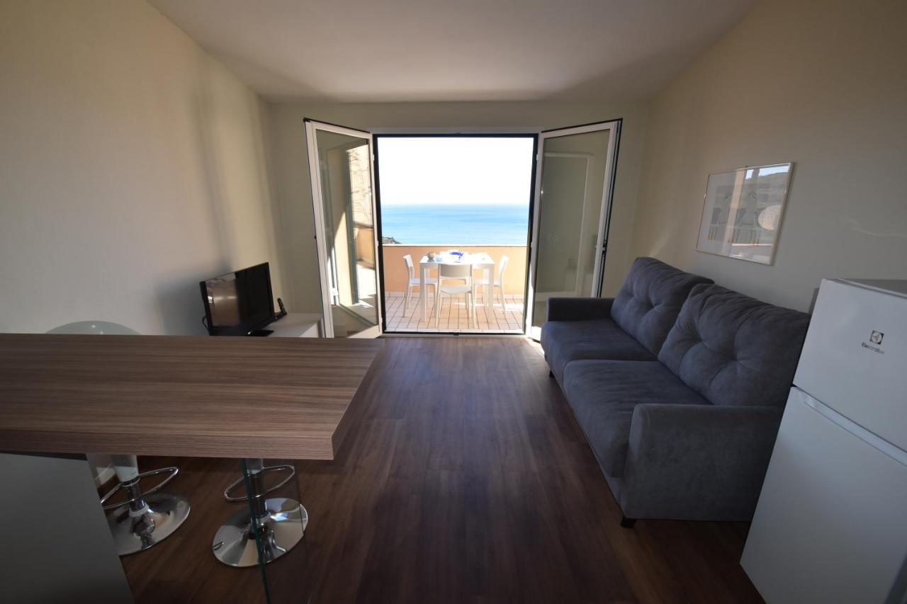 Grotta Azzurra Apartment - Cavoli - Terrazza Vista Mare, Clima E Parcheggio San Piero in Campo  Extérieur photo